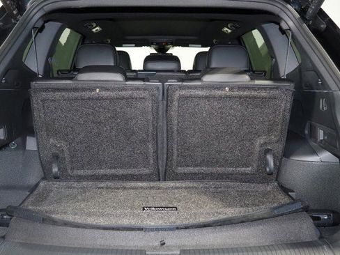 Used 2024 Volkswagen Tiguan SE R-Line w/ MDO Package, Three-Row image 37