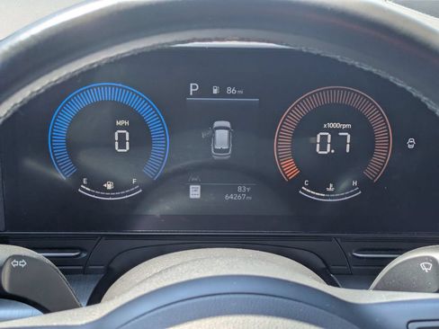 Certified 2024 Hyundai Kona SEL AWD/4WD image 9