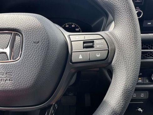 New 2027 Honda HR-V LX image 13