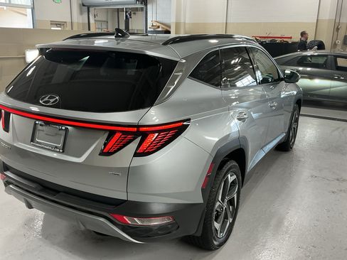 Certified 2024 Hyundai Tucson Limited AWD/4WD image 4