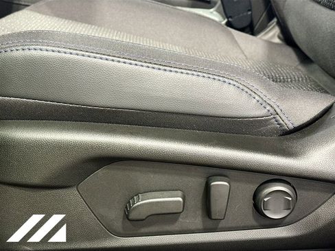 Used 2025 Subaru Forester Premium AWD/4WD image 20