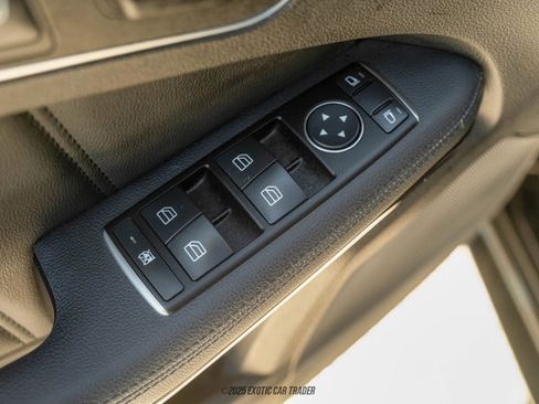 Used 2013 Mercedes-Benz E 63 AMG Wagon image 92