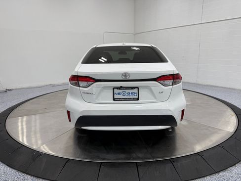 Used 2022 Toyota Corolla LE w/ Carpet Mat Package (TMS) image 6
