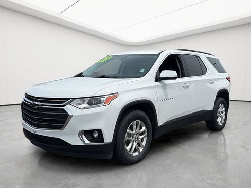 Used 2020 Chevrolet Traverse LT FWD image 3