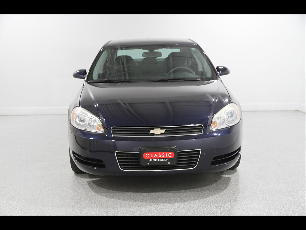 Used 2010 Chevrolet Impala LS FWD image 2