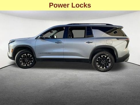 Used 2024 Chevrolet Traverse Z71 w/ Enhanced Driving Package image 6