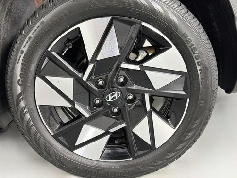Used 2025 Hyundai Kona SEL FWD image 32