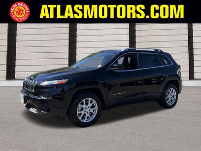Used 2017 Jeep Cherokee Latitude w/ Comfort/Convenience Group