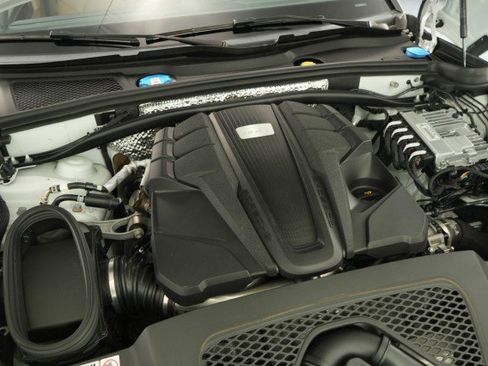 Used 2022 Porsche Macan S image 67