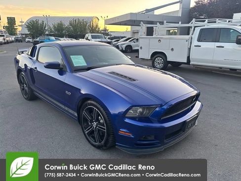Used 2013 Ford Mustang GT Premium w/ Electronics Pkg RWD image 4