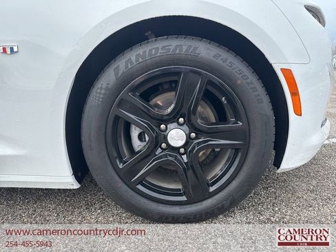 Used 2023 Chevrolet Camaro LT RWD image 18