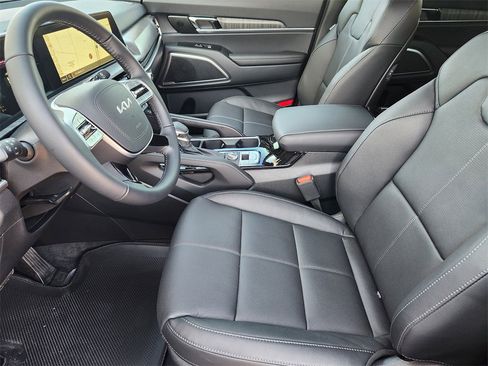 New 2025 Kia Telluride EX image 9