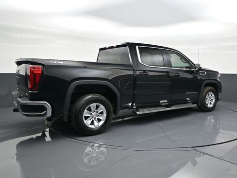 Used 2023 GMC Sierra 1500 SLE image 5