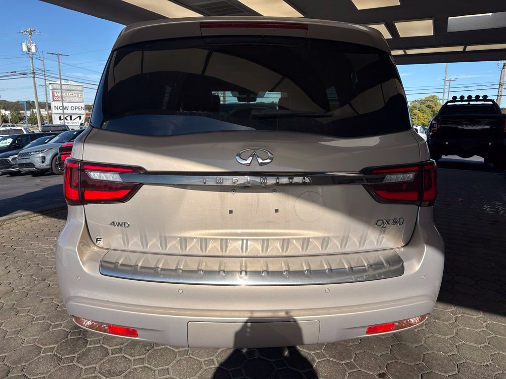 Used 2022 INFINITI QX80 Luxe AWD/4WD image 7