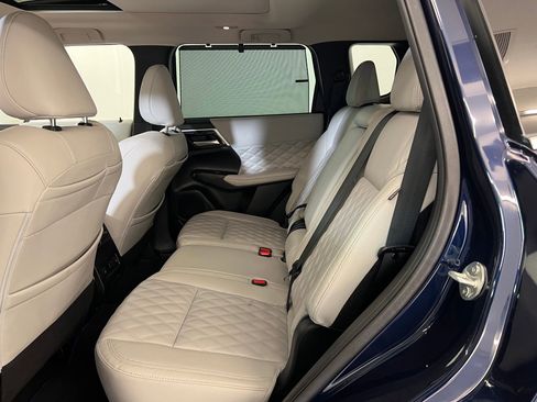 Used 2023 Mitsubishi Outlander SEL 40th Anniversary image 14