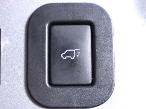 Used 2020 Toyota Sienna XLE image 34