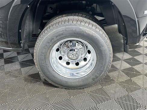 New 2026 RAM 3500 Longhorn image 17