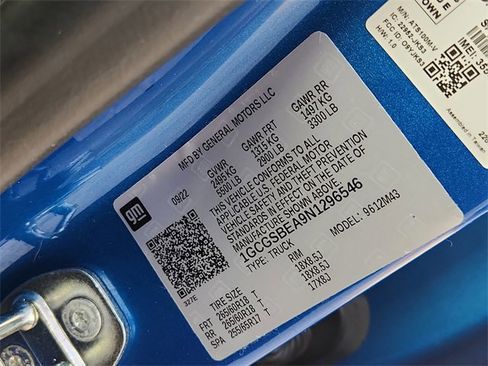 Used 2022 Chevrolet Colorado W/T w/ Custom Special Edition image 30