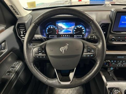 Used 2022 Ford Bronco Sport Outer Banks w/ Tech Package AWD/4WD image 14