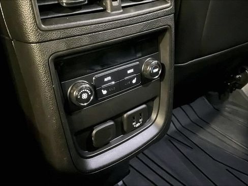 Used 2020 Buick Envision Premium AWD/4WD image 25