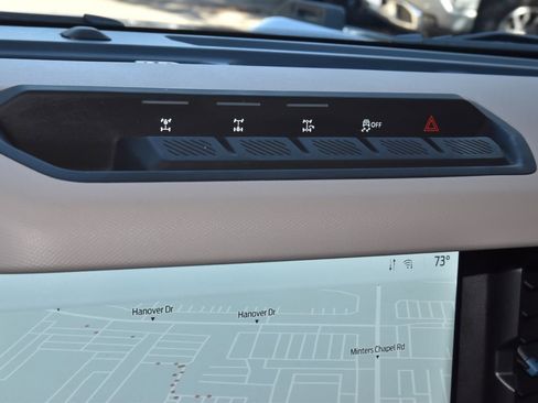 Used 2023 Ford Bronco Wildtrak image 28