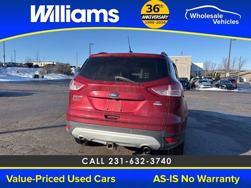 Used 2015 Ford Escape SE w/ Equipment Group 201A image 16