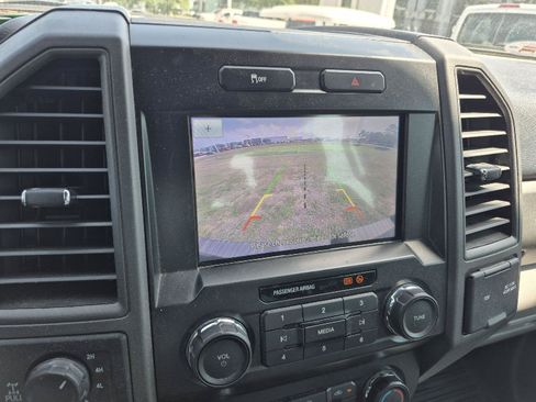 Used 2020 Ford F250 XL w/ STX Appearance Package AWD/4WD image 4