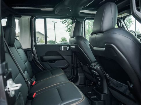 New 2026 Jeep Wrangler Unlimited Sahara AWD/4WD image 12