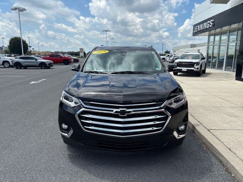 Certified 2019 Chevrolet Traverse High Country AWD/4WD image 2