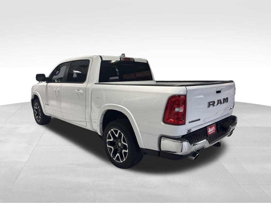 Used 2026 RAM 1500 Laramie AWD/4WD image 5