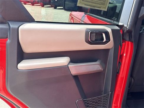 Used 2022 Ford Bronco Wildtrak image 53