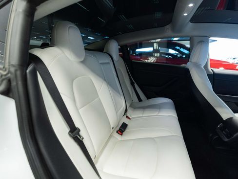 Used 2022 Tesla Model 3 Performance AWD/4WD image 11