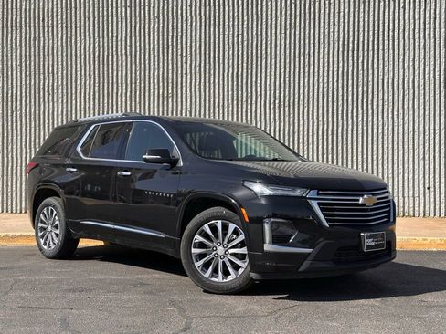 Used 2023 Chevrolet Traverse Premier AWD/4WD image 7