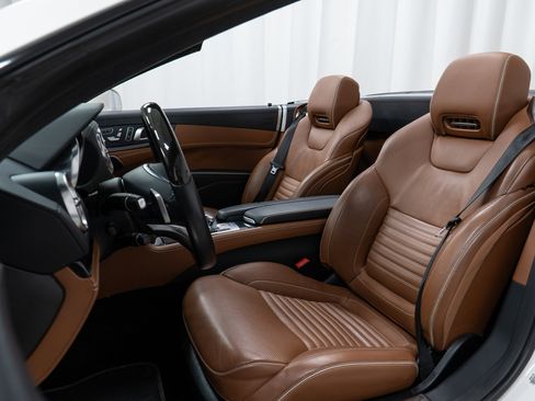 Certified 2019 Mercedes-Benz SL 550 image 13
