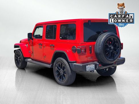 Used 2025 Jeep Wrangler Unlimited Sahara AWD/4WD image 6