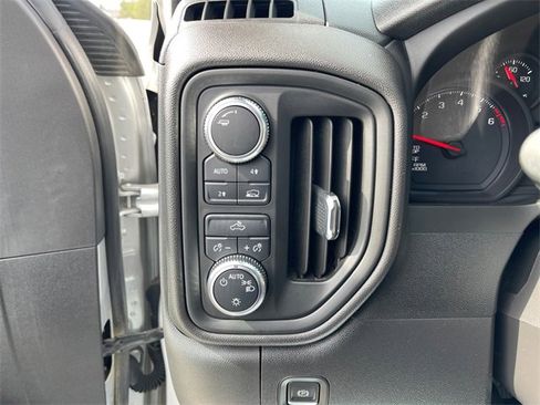 Used 2022 GMC Sierra 1500 Pro w/ Convenience Package image 21