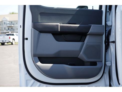 Used 2024 Ford F250 XL image 19