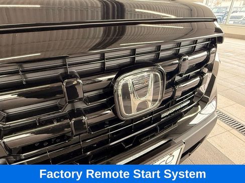 Used 2025 Honda Ridgeline Black Edition image 3