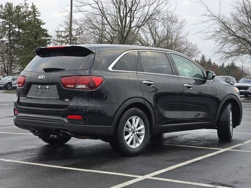 Used 2019 Kia Sorento L image 16