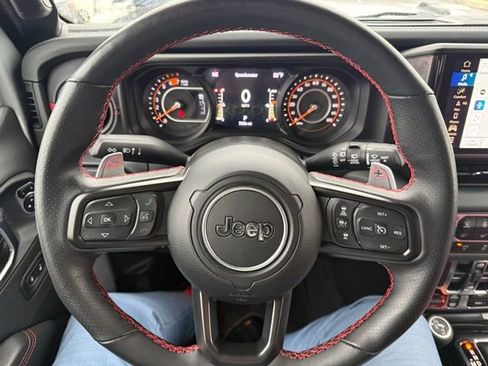 Used 2024 Jeep Wrangler Unlimited Rubicon 392 image 16