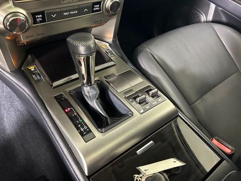 Used 2018 Lexus GX 460 w/ Navigation Package AWD/4WD image 19