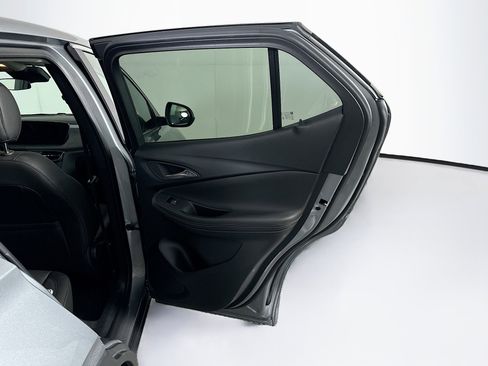 Used 2025 Buick Encore GX Preferred image 29