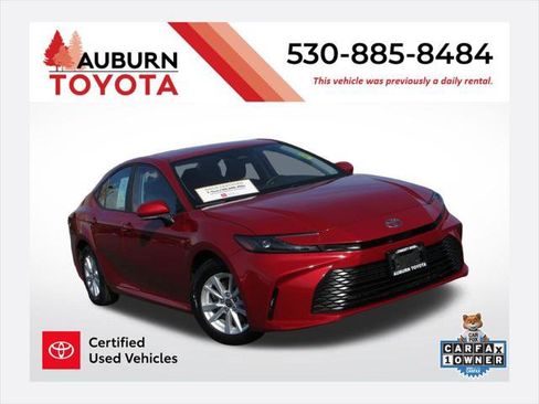 Certified 2025 Toyota Camry LE image 1