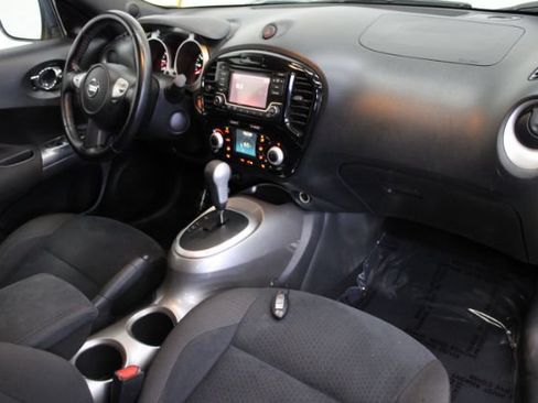 Used 2016 Nissan Juke SV w/ Cold Weather Package FWD image 22
