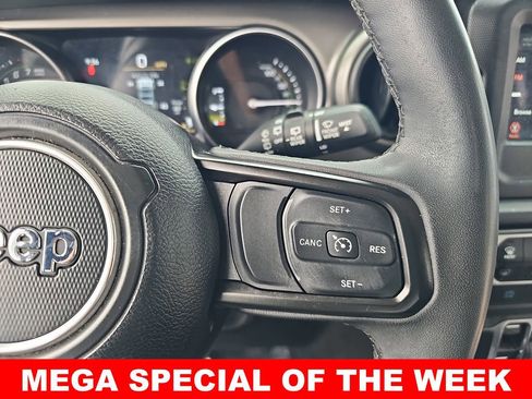 Used 2023 Jeep Wrangler Unlimited w/ Cold Weather Group image 17