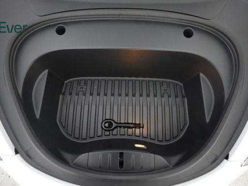 Used 2023 Tesla Model 3 Standard Range RWD image 28