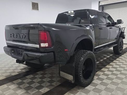 Used 2018 RAM 3500 Laramie Longhorn AWD/4WD image 3
