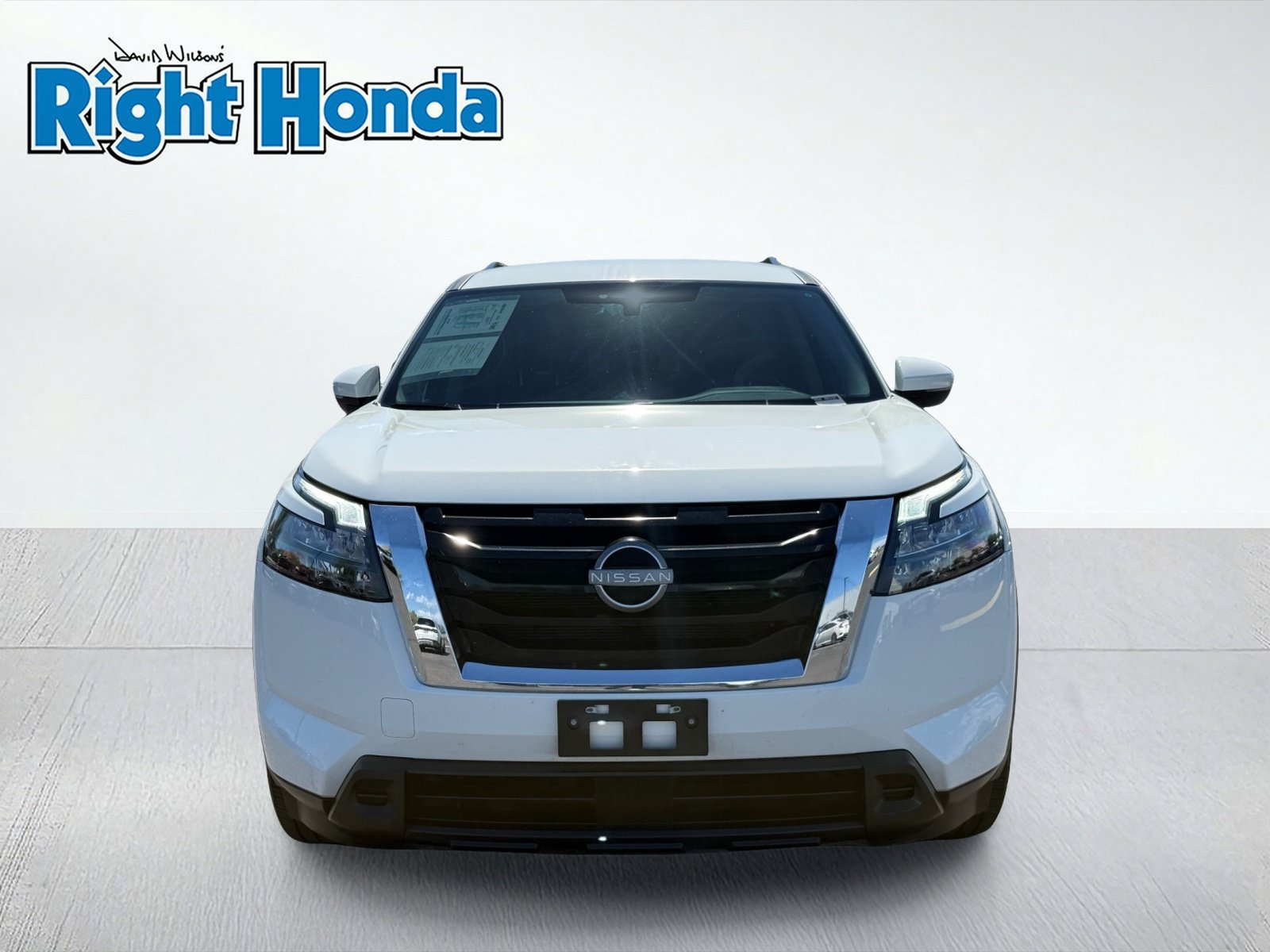 Used 2025 Nissan Pathfinder SV AWD/4WD image 5