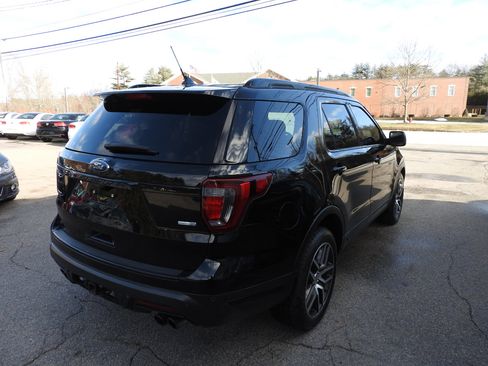 Used 2018 Ford Explorer Sport w/ Equipment Group 401A image 4