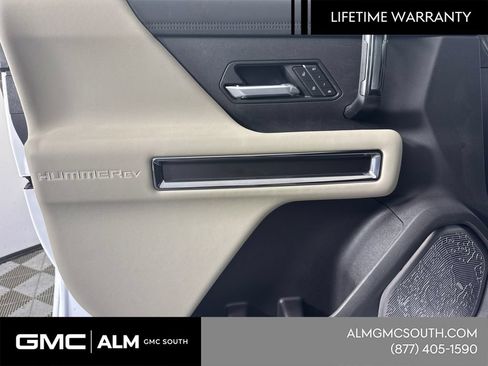 New 2026 GMC Hummer EV 4x4 Crew Cab image 12
